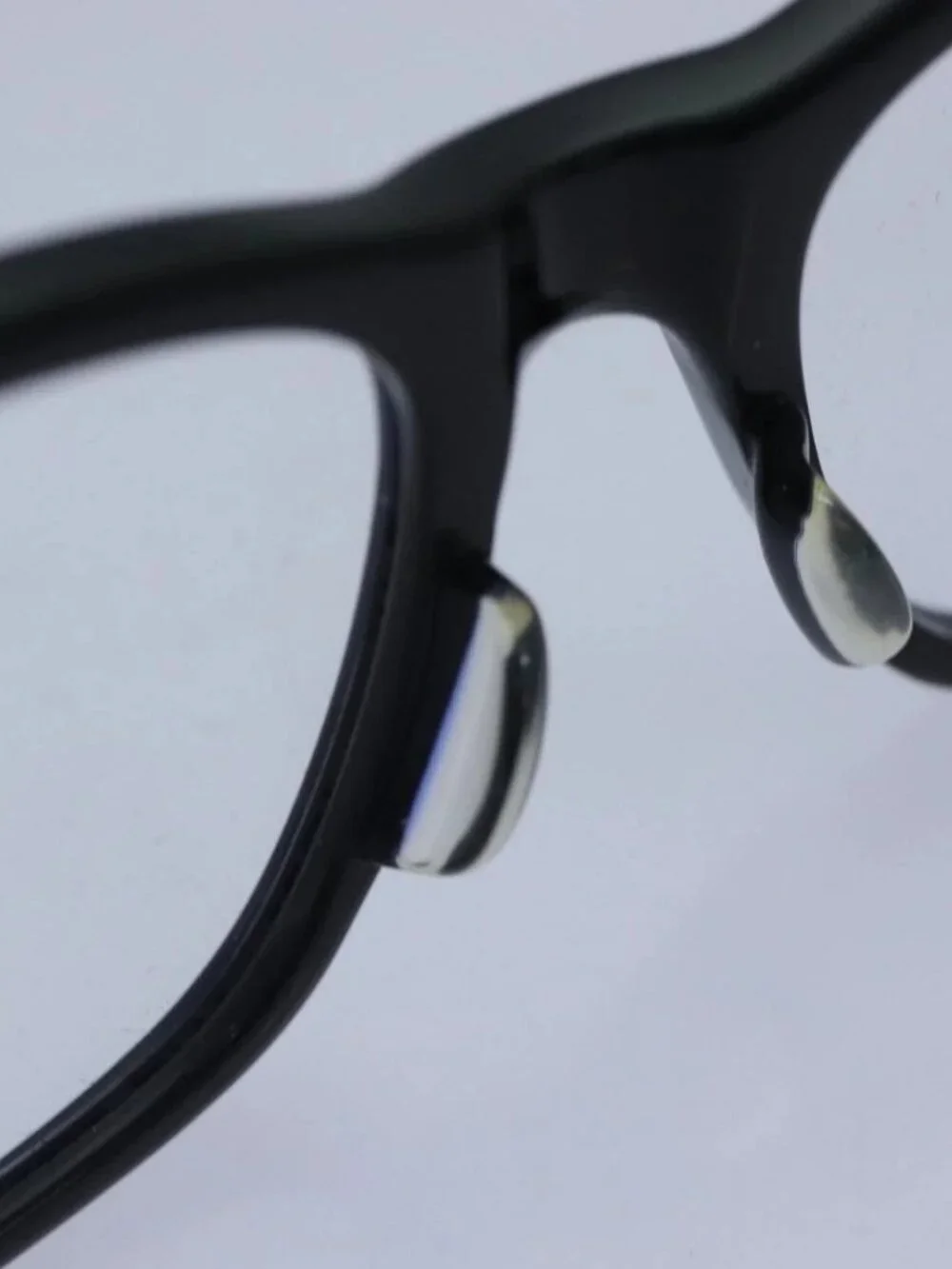Gucci brand	gucci color	black